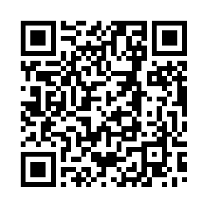 由吴兑拨给他的二十名家将护持着二维码生成