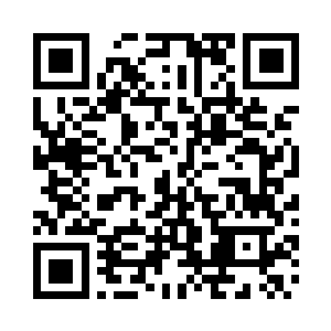 由年轻力壮的小伙子抬上山坡给熊孩子们吃二维码生成