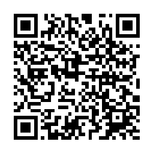 男子只感觉自己的身子仿佛再也不受地球引力一般二维码生成