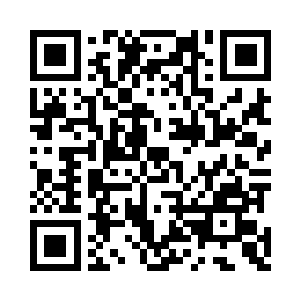 男子收起元宝满脸笑容的对台下的看客们笑道二维码生成