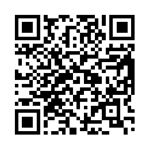 留下一部分人协助光头佬镇住三联会二维码生成