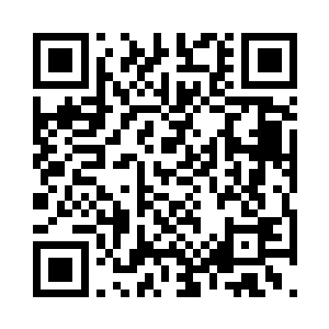 留守在原地的人则找水的找水架火的架火二维码生成