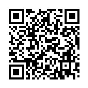 疯也似的驾船逃离火山喷发的漩涡中心二维码生成