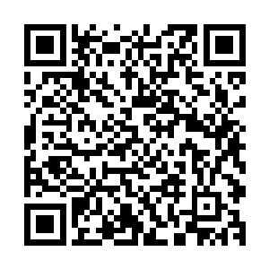 病人还有那男子在诊桌后面的夏云杰脸色都变得有些复杂起来二维码生成