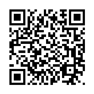 登记处的工作人员看到陈凌微微一愣二维码生成