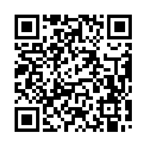 白凤臣很有风度的将长枪收在背后二维码生成