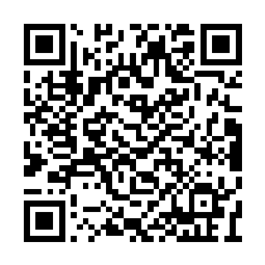 白发稀疏的老人并非表面上看起来那么弱不禁风二维码生成