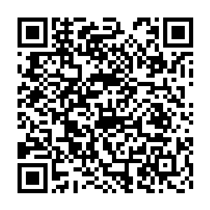 白天被张铁弄得灰头土脸的一干道德社的骨干此刻已经转移了这里二维码生成