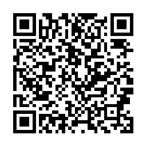 白山市的市长贾正军和矿务局集团的董事长孙青山也到了二维码生成