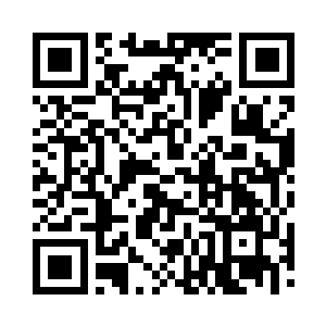 白芒盯着海丝因疼痛红掉而微微蜷缩的手掌二维码生成