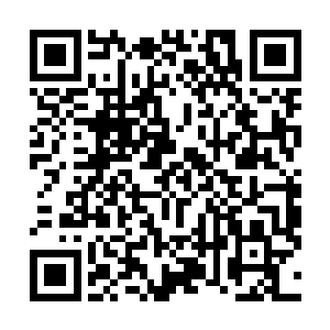 白芷璃刚刚走进东黎墨的房门就听见了这么有磁性的声音二维码生成