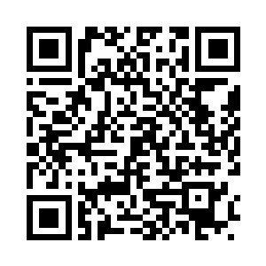 的确很有书呆子风采的凯莉看了看球二维码生成