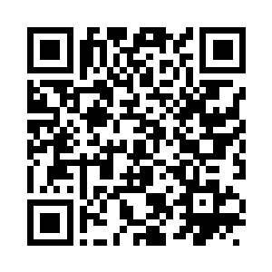 皇甫昕伸手拿起滚落出来的钻石项链二维码生成