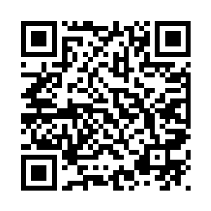 皮靴撞击着地面发出嗒嗒嗒的声音二维码生成