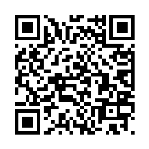 皮鞋踩着枫木地板发出嗒嗒嗒的脆响二维码生成