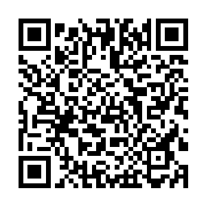 盘膝坐在旁边的琴圣天魔女这时才缓缓的睁开了眼睛二维码生成