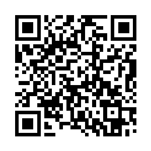 盘膝坐在身前的二百多名帮会精英成员二维码生成