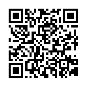 目不转睛的盯着他们前方的一名男子二维码生成