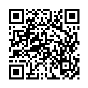 目光冷漠得如同一个没有灵魂的活死人二维码生成