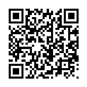 目光在顾苒和李川两人之间来回地打量二维码生成