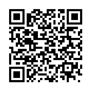 目光就斜了一眼他握在她手上的手掌二维码生成