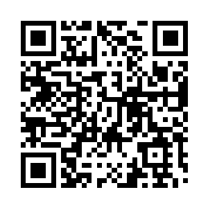 目光立刻被她手中的细小石子给吸引住了二维码生成