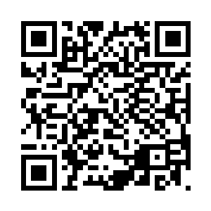 目光隐蔽地朝书桌左侧的书柜扫了一眼二维码生成