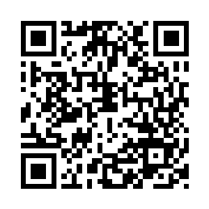 目标赫然乃是刚刚抹了一把冷汗的梅东风二维码生成