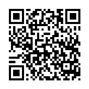 直到她在荣轩之上的席案前坐下才反应过来二维码生成