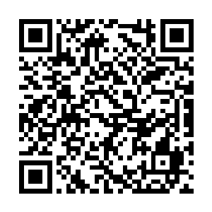 直挺挺的躺在床上直到天色发白的时候才勉强睡着二维码生成