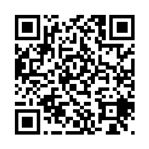 直接在纸上挥洒出龙飞凤舞的三个字二维码生成