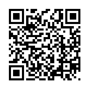直接将自己手中的鞭子狠狠的抽击了出去二维码生成
