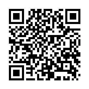 直接就这么在徐敏静的面前开始脱衣服了二维码生成