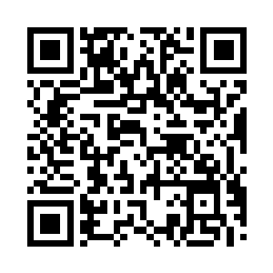 直接把海面一大片的地方射出了个圆形的黑洞二维码生成