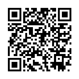 直接拿出一枚中级炸弹将石洞的门炸开了二维码生成