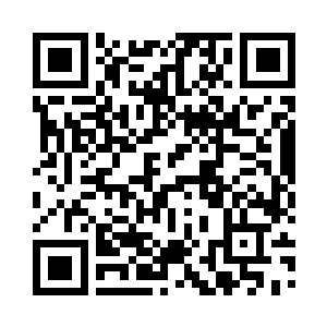 直接钳住了那张开双爪俯冲而来的朱雀二维码生成