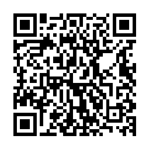 直撞将身体还横亘在半空中的老怪上半身身体给踢得高高挺起二维码生成