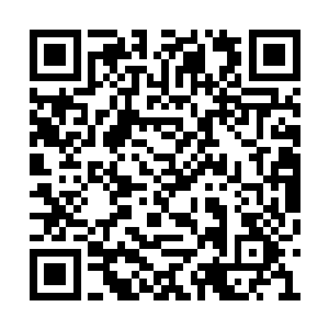 直用周围新长出来的胡茬去蹭她柔软敏感的动脉二维码生成