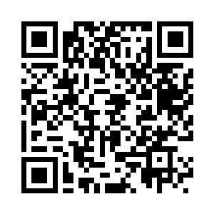 直起身在他的脸颊上重重地亲了一口二维码生成