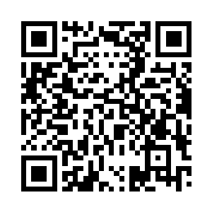 看了一眼站在卓谦之身侧沉默不言的任仲二维码生成
