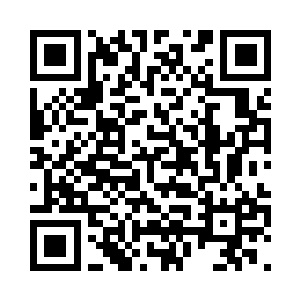 看到已经被魏婷放倒在地上的吕先明二维码生成