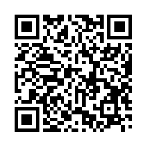 看到沐云笙与锦尘毫不介意的兀自坐到了客位二维码生成