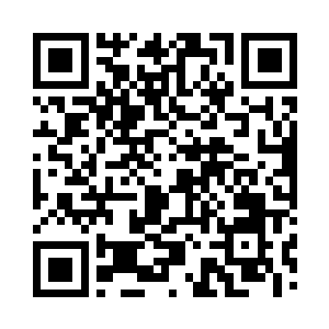 看到自己心爱的女人和别的男人在一起二维码生成