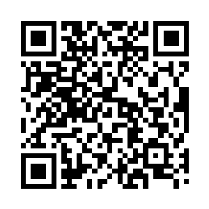 看到自己的攻击没有抵挡下青色长剑二维码生成