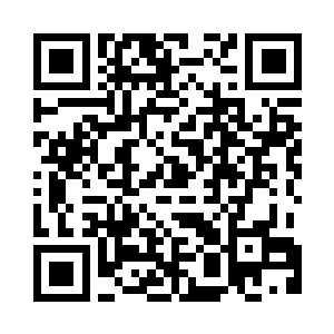 看到远处正矗立着几座宫殿式建筑二维码生成