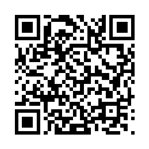 看台第一排的那些人一个个的脸色都是一变二维码生成