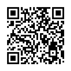 看向了不远处长案上搁着的名贵茶器二维码生成