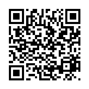 看来眼前的大叔对于画画很是了解啊二维码生成