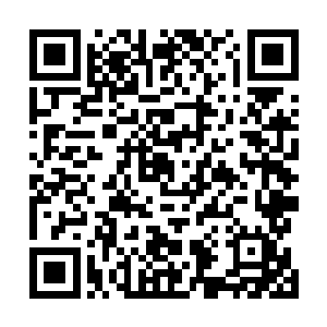 看样子他是怕自己在这里会对江少游他们造成一定的压力二维码生成