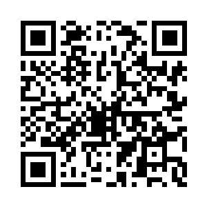 看样子是不希望我们冲下公路绕开他们二维码生成